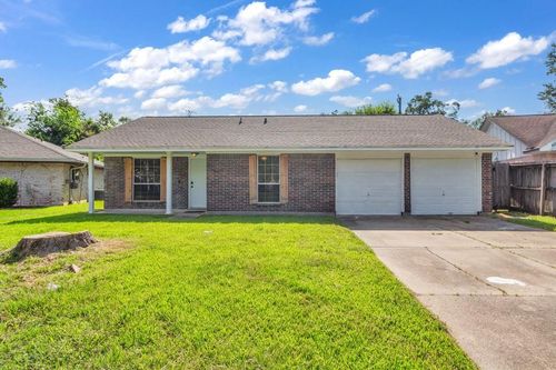 3937 Tumbleweed Ln, Baytown, TX, 77521-3532 | Card Image