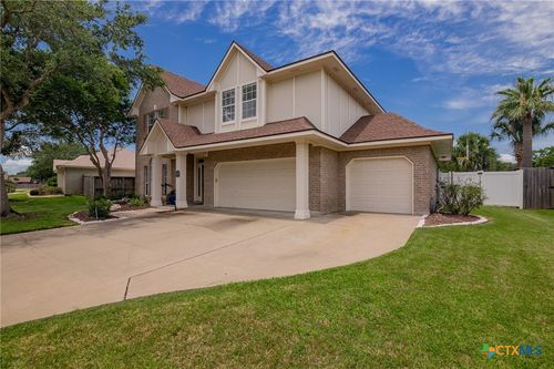 204 Edgewater, Victoria, TX, 77904-3899 | Card Image