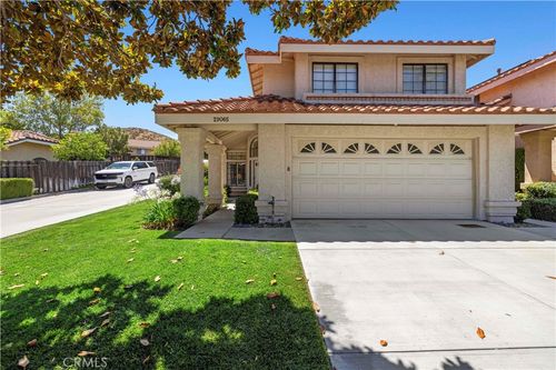 29065 Marilyn Dr, Canyon Country, CA, 91387-4445 | Card Image