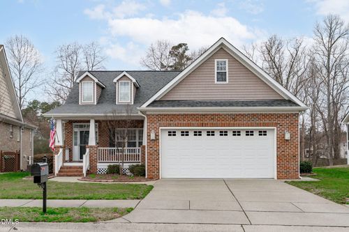 1132 Crystalwater Dr, Fuquay Varina, NC, 27526-5237 | Card Image