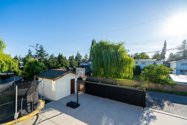 6149 175 B Street, House other with 7 bedrooms, 6 bathrooms and 16 parking in Surrey BC | Image 27
