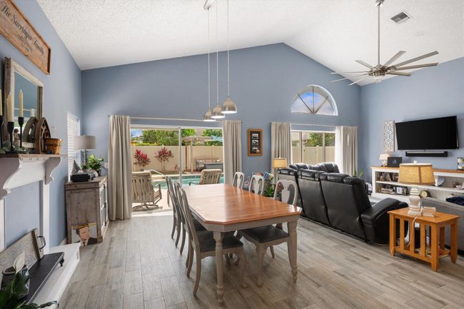 1103 Aviary Rd, House other with 3 bedrooms, 2 bathrooms and null parking in Wellington FL | Image 19
