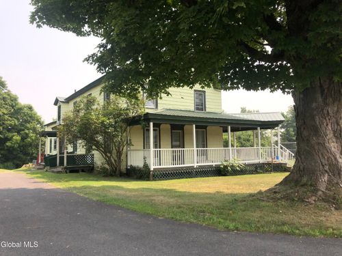 2634 Center Rd, Moriah, NY, 12960-2302 | Card Image