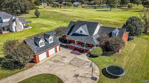 400 Plantation Pointe Rd, Scottsboro, AL, 35768-7106 | Card Image