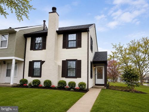 601 Magnolia Ct, Evesham, NJ, 08053-1009 | Card Image