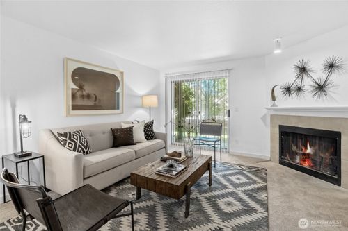 unit-e107-16817 Larch Way, Lynnwood, WA, 98037-3367 | Card Image
