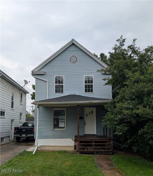 807 Woodland Ave, Elyria, OH, 44035-3151 | Card Image