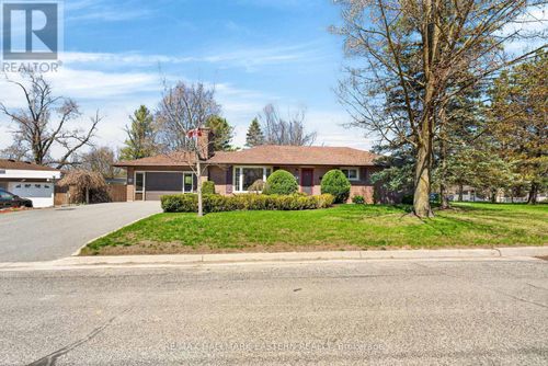 47 Springbrook Drive, Peterborough (Monaghan Ward 2), ON, K9J1L3 | Card Image
