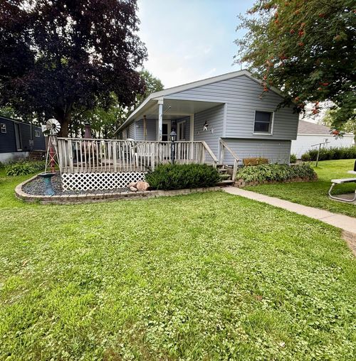 55 5th Ave Nw, Elgin, MN, 55932-2600 | Card Image