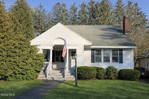 1450 Baker Ave, Niskayuna, NY, 12309-5223 | Card Image