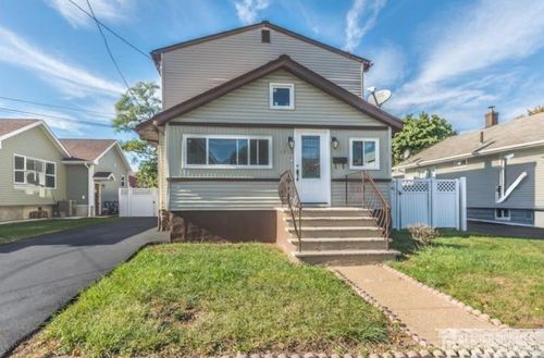 1912 Montgomery St, Rahway, NJ, 07065-4535 | Card Image