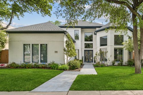 18736 Wainsborough Ln, Dallas, TX, 75287-5525 | Card Image