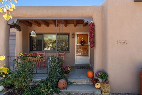 1950 San Ildefonso Rd, Santa Fe, NM, 87505-3394 | Card Image