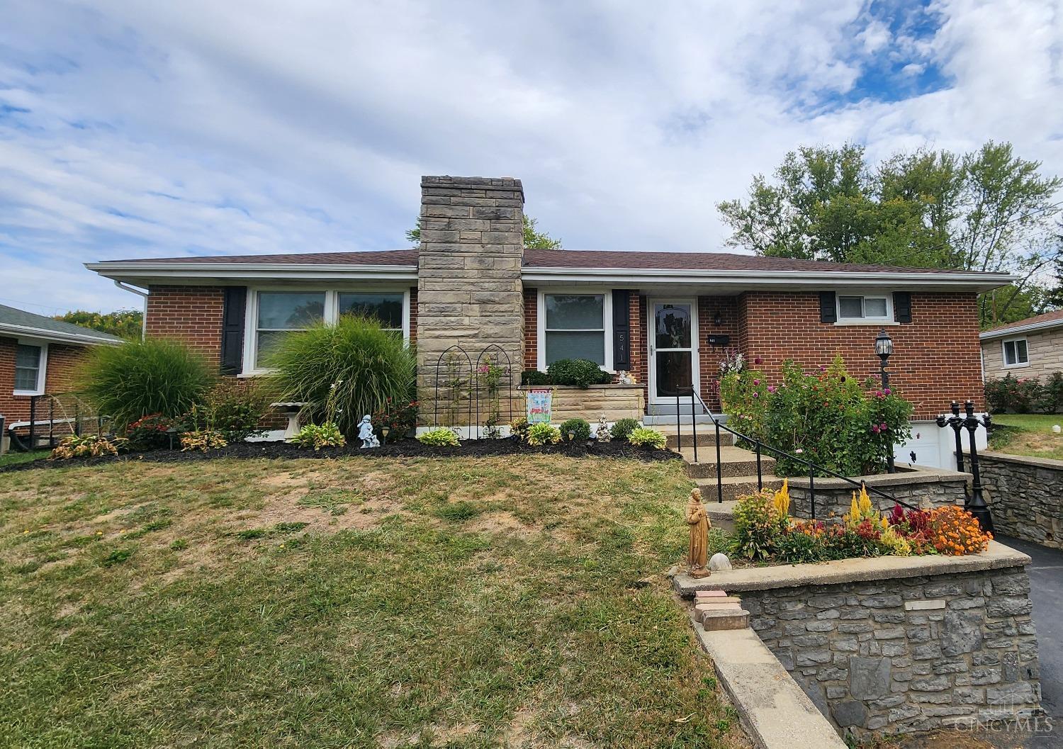 Main St, Williamsburg, OH 45176