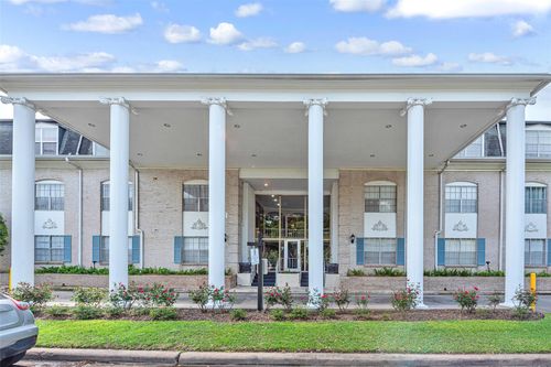 b309-2601 Bellefontaine St, Houston, TX, 77025-1682 | Card Image