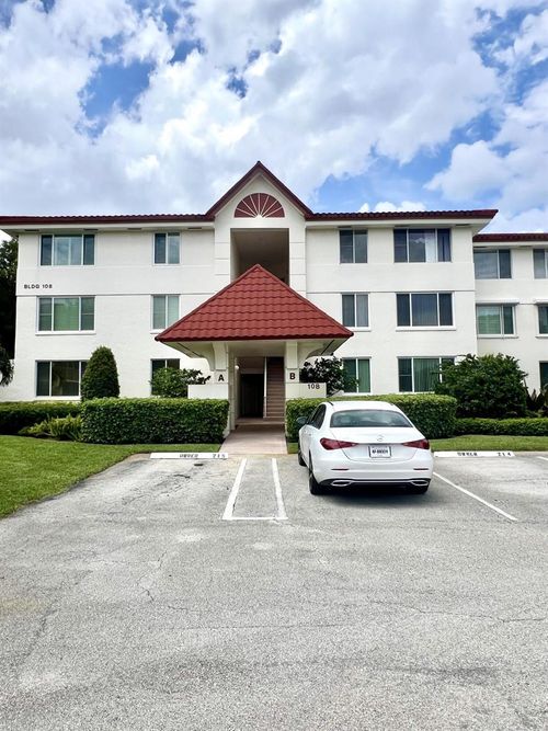 b3-108 Half Moon Cir, Hypoluxo, FL, 33462-5449 | Card Image