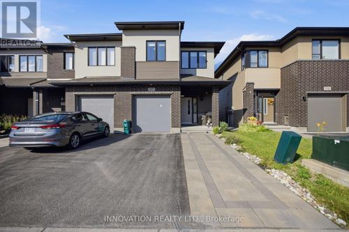 517 Dressage Avenue, Ottawa, ON, K2V0C8 | Card Image
