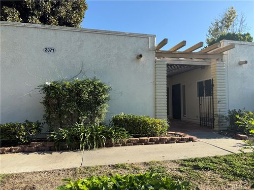 d-2371 Via Mariposa, Laguna Woods, CA, 92637 | Card Image
