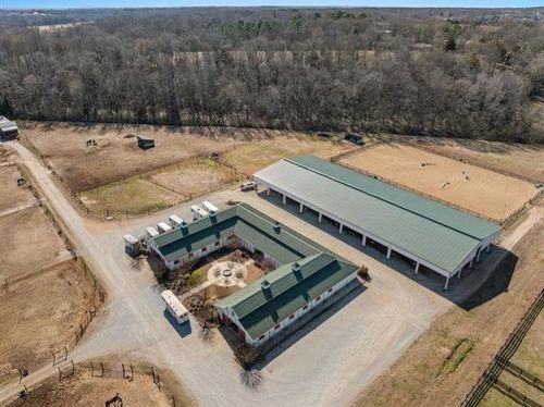 29146 Capshaw Rd, Harvest, AL, 35749-7591 | Card Image