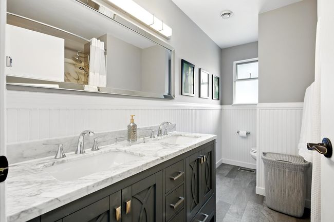 3032 Armada St, House other with 5 bedrooms, 3 bathrooms and 3 parking in Coquitlam BC | Image 21