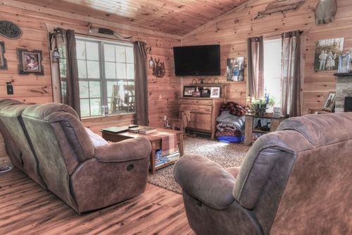 1630 Lower Hatcher Creek Rd, Stanton, KY, 40380-7149 | Card Image