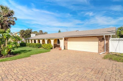 4255 S Peninsula Dr, Wilbur By The Sea, FL, 32127-6617 | Card Image