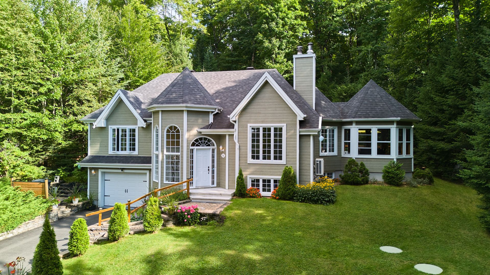 Residential in Morin-Heights 3