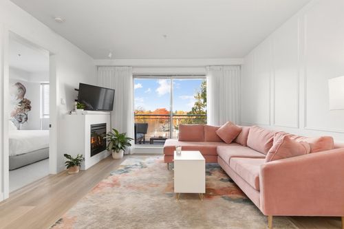 421-3333 Main St, Vancouver, BC, V5V3M8 | Card Image