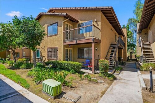 d-3274 Little Mountain Dr, San Bernardino, CA, 92405-1894 | Card Image
