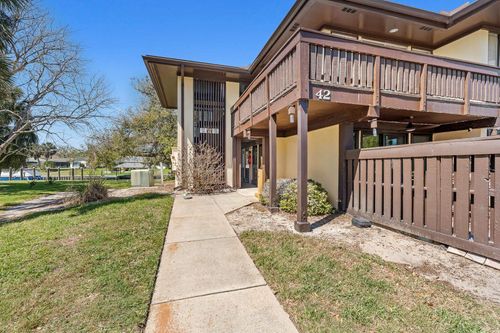 apt-101-42 Club House Dr, Palm Coast, FL, 32137-8158 | Card Image