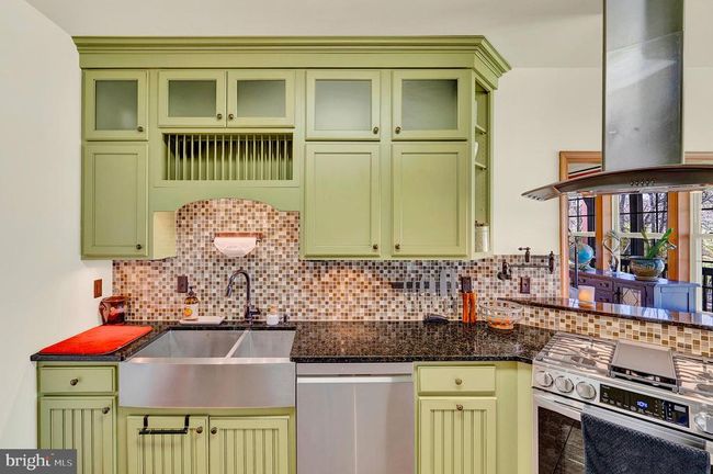 1058 Marsh Hawk Way, House other with 4 bedrooms, 4 bathrooms and null parking in Shepherdstown WV | Image 17