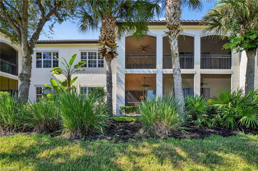 Residential in NAPLES 3