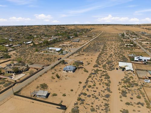 710 Perfecto Lopez Rd, Corrales, NM, 87048-5115 | Card Image