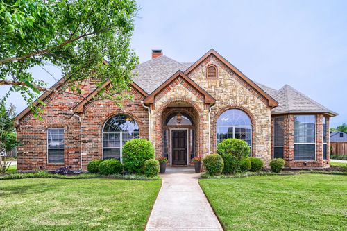 603 Ash St, Pilot Point, TX, 76258-2743 | Card Image