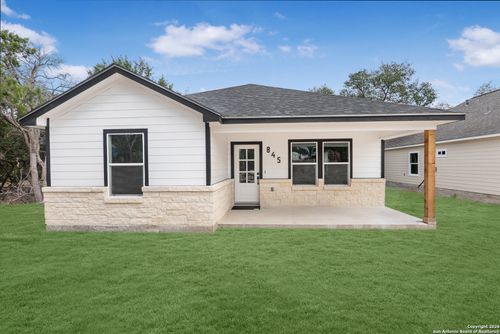 845 Tee Dr, Spring Branch, TX, 78070-4430 | Card Image