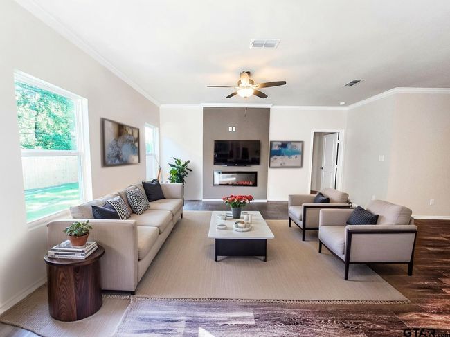 1102 Park Meadows Dr., House other with 4 bedrooms, 2 bathrooms and null parking in Whitehouse TX | Image 4