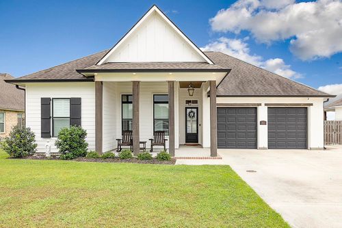 302 Marmande Ave, Thibodaux, LA, 70301-1204 | Card Image