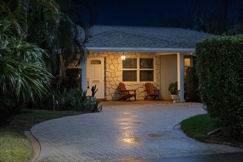 129 Alhambra Pl, West Palm Beach, FL, 33405-5001 | Card Image