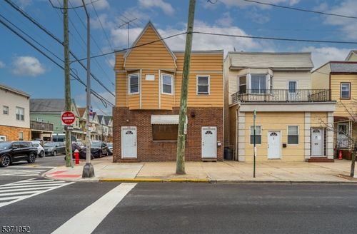 378 Avenue C, Bayonne, NJ, 07002-1412 | Card Image