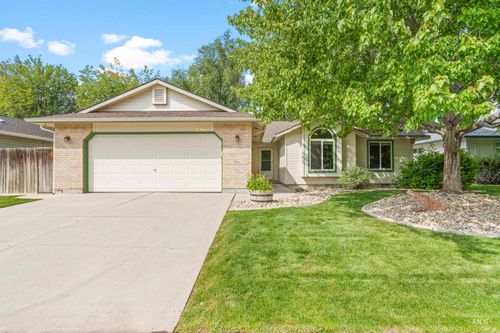 7709 N Matlock Ave, Boise, ID, 83714-4048 | Card Image