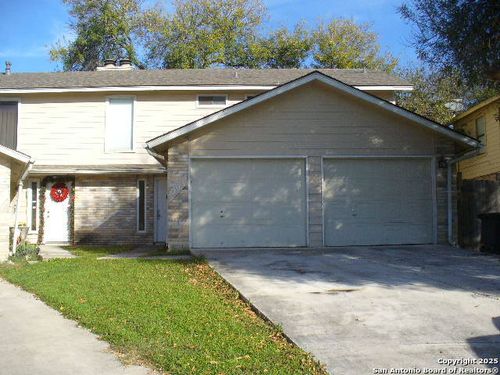 201 Downshire Dr, San Antonio, TX, 78216-5122 | Card Image