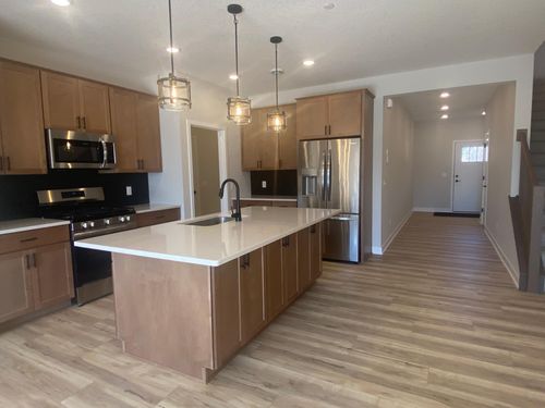 13784 Hollybrook Circle, Apple Valley, MN, 55124 | Card Image