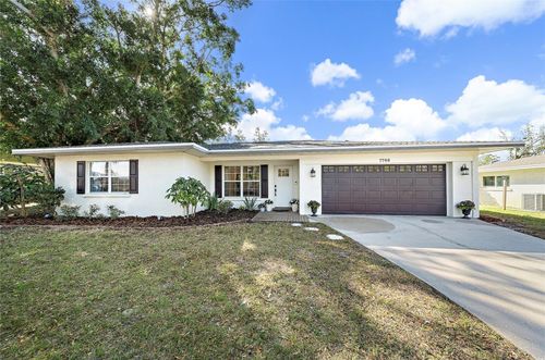 7746 Westmoreland Dr, SARASOTA, FL, 34243-1921 | Card Image