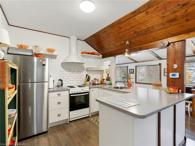 63 Beckett St, House other with 2 bedrooms, 1 bathrooms and 4 parking in Vittoria ON | Image 17