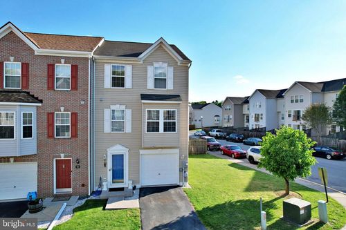 12 Bruce Dr, CHARLES TOWN, WV, 25414-6507 | Card Image