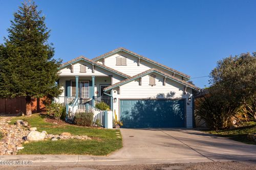 24 Gonzales Ln, Los Alamos, CA, 93440-5011 | Card Image