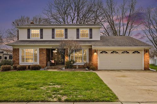 37781 Ladywood St, Livonia, MI, 48154-1454 | Card Image