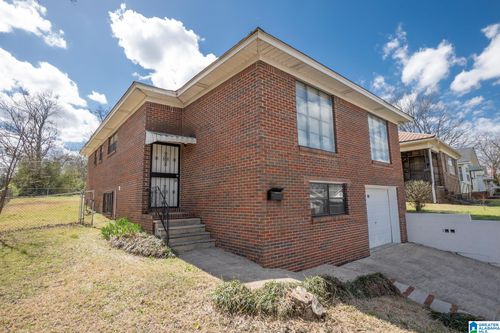 325 53rd St, Fairfield, AL, 35064-2111 | Card Image