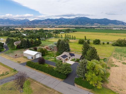 2380 Watts Ln, Bozeman, MT, 59718-1413 | Card Image