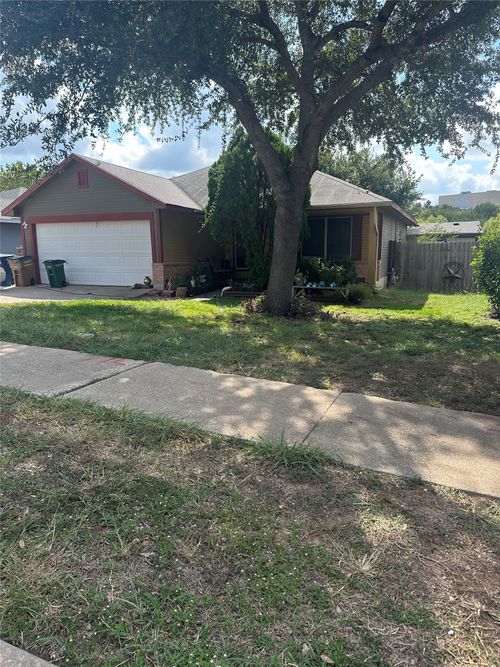 7007 Colony Loop Dr, Austin, TX, 78724-3698 | Card Image